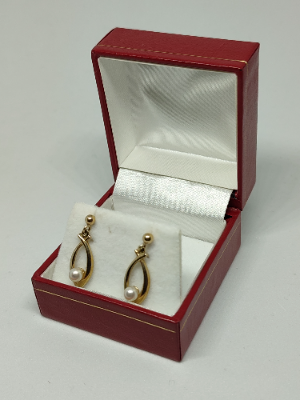 9ct Gold Cultured Pearl Earrings