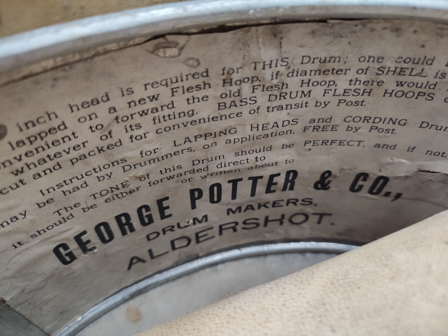 Discover our collection of antique instruments, featuring a 20th Century snare drum by George Potters & Co. Shop now to add authenticity to your musical journey!