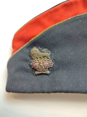 Discover our Late Victorian General Officers Torrin from 1895. Explore the rich history of this antique, and buy now for a unique collector's piece!