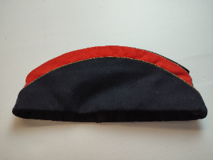 Discover our Late Victorian General Officers Torrin from 1895. Explore the rich history of this antique, and buy now for a unique collector's piece!