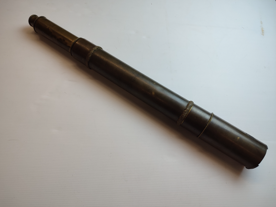 Explore our diverse range of vintage telescopes! This brass one-draw telescope, albeit with a missing leather cover, is a real find. Make it yours today!