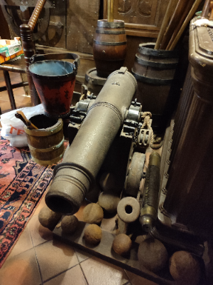 Early 19th Century Gunnade