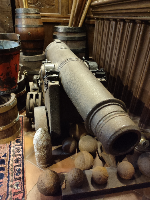 Explore our collection of early 19th century gunades. Perfect for collectors, each piece features detailed craftsmanship. Discover, shop, and learn more about these unique artillery pieces today.