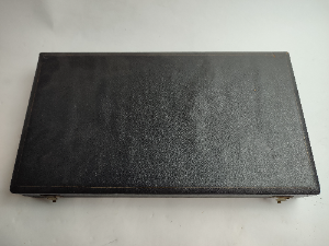 Discover our chromed cutlery set, perfect for six people. Ideal for desserts, they add charm to dining. Explore specs and order now!