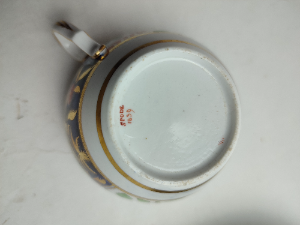 Discover our collection of Antique Spode cups with the classic Imari design. Shop now to own a piece of history from 1812 and enhance your ceramics collection.