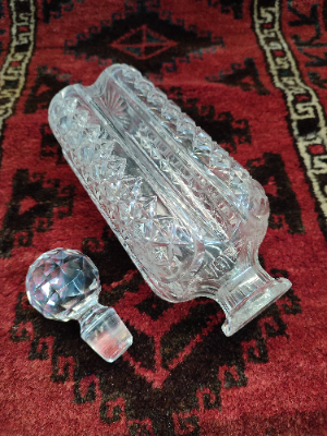 Discover our single remaining Edwardian cut glass decanter in good condition. Own this antique treasure today - don't miss out!