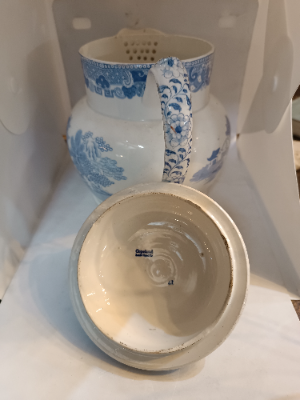 Discover our range of rare antique Copeland Spode teapots. Dated circa 1890, in great condition and perfect for collectors. Shop now!