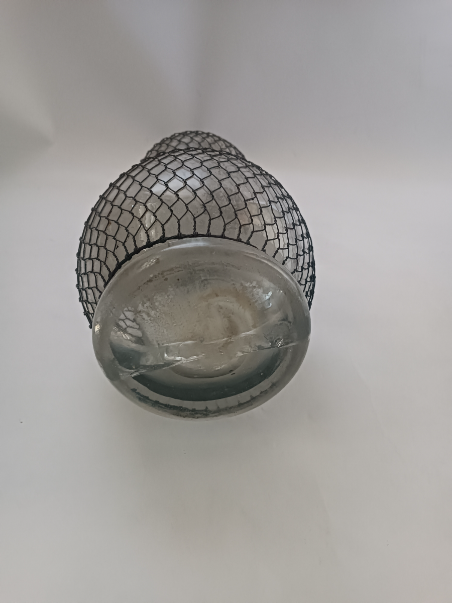 Discover the Victorian-era Boots Chemist Gasogene for making carbonated water. Antique 50cm/20cm size, crafted in England. Order now and relive history.