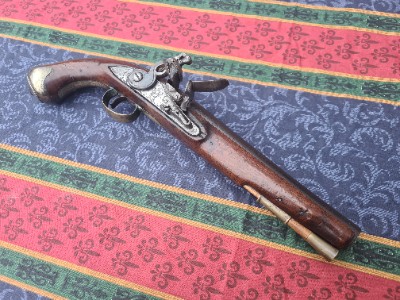 Discover our Tower Late Pattern Light Dragoons Flintlock Pistol. In untouched condition with a good working action and King's Proof Mark. Shop now!