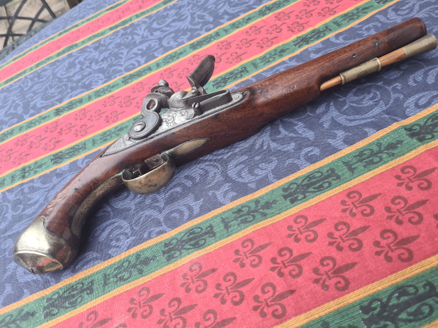Discover our Tower Late Pattern Light Dragoons Flintlock Pistol. In untouched condition with a good working action and King's Proof Mark. Shop now!