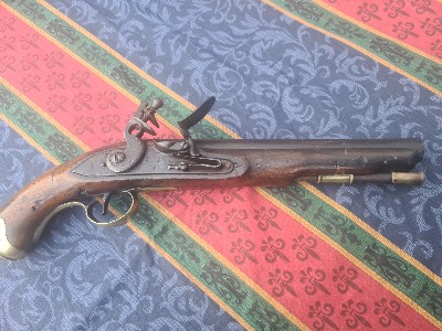 Explore our collection of 1756 pattern light cavalry officers pistols, including this GR marked gem from Tower. Boasting strong action and good condition. Shop now!