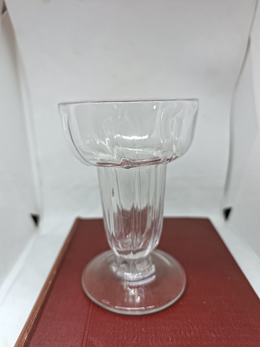 Primary image for 18-19th C Jelly Glass Pan Top Design