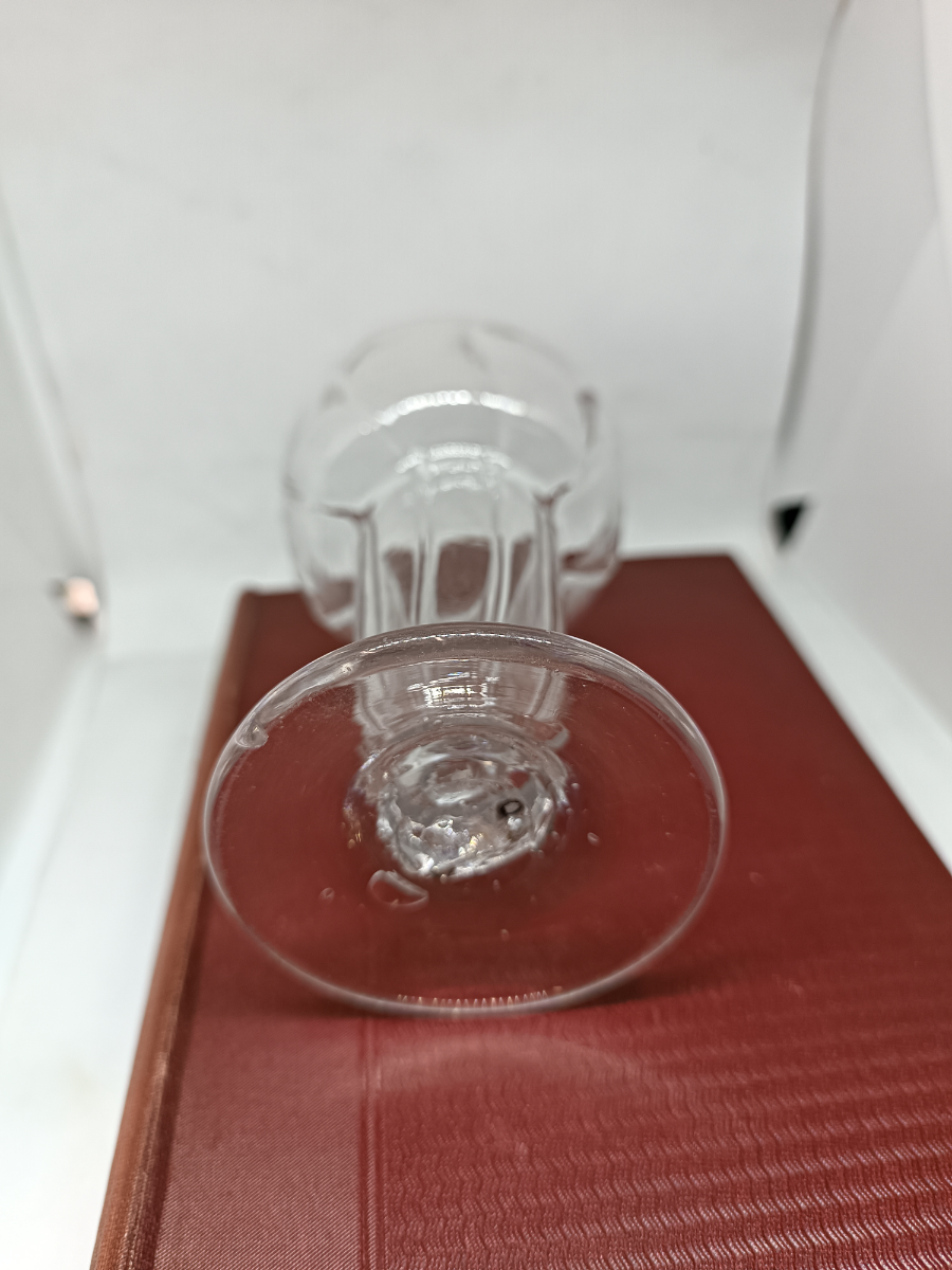 18-19th C Jelly Glass Pan Top Design