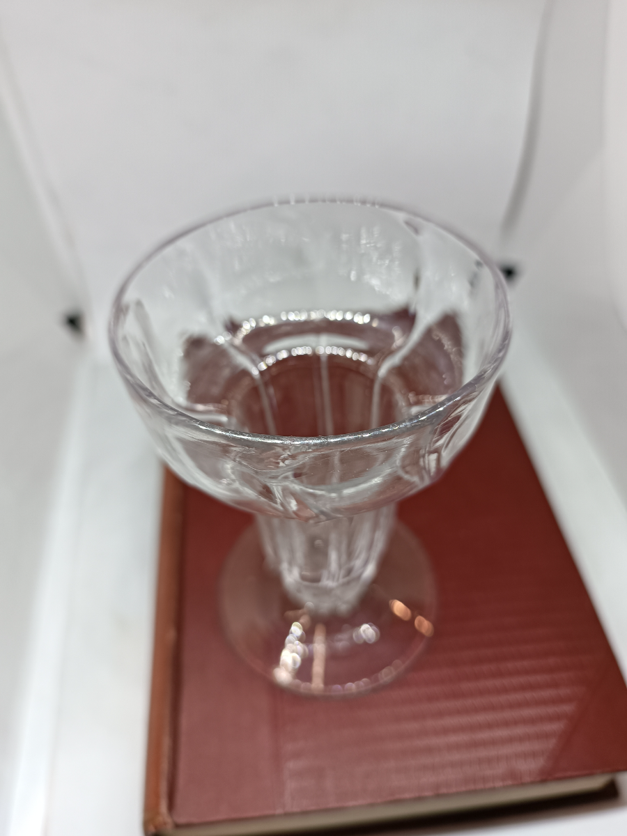 18-19th C Jelly Glass Pan Top Design