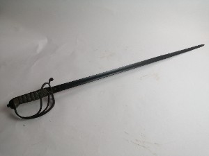 Explore our collection of vintage military swords! Secure a rare 1824 Royal Artillery Officer's sword, numbered 332, today. Dive into history now!