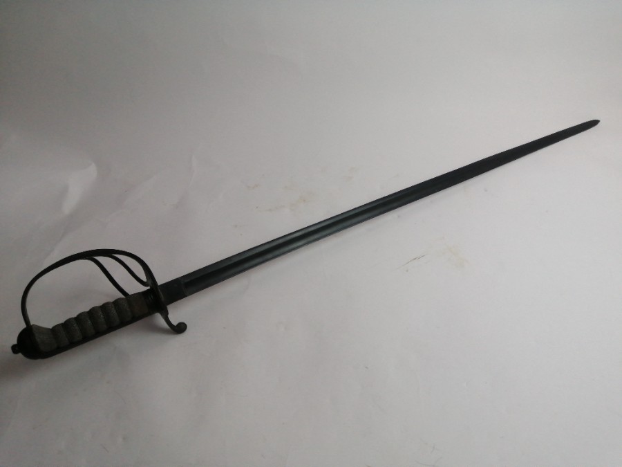 Explore our collection of vintage military swords! Secure a rare 1824 Royal Artillery Officer's sword, numbered 332, today. Dive into history now!