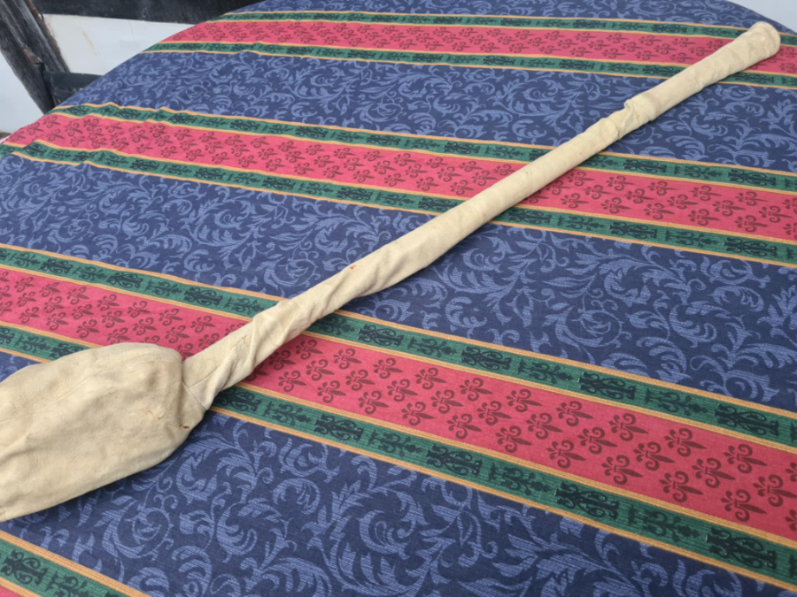 Explore our collection of naval swords, featuring an 1827 flag officers sword by Gieves. Experience the history of Rear Admiral W. K. Weston documented alongside. Don't wait, uncover now.