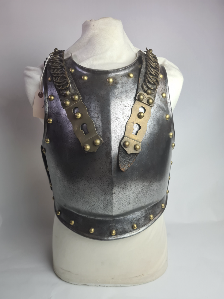 uploads/1831-Dated-Belgian-Cuirass-2166006506ee2d6aws.jpg