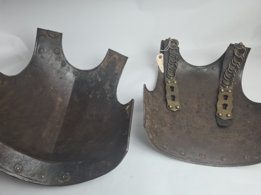 Discover our 1831 Belgian cuirass by Dechange, Leige, showcasing exceptional craftsmanship. Explore the history, enjoy detailed close-ups, and place your order today.