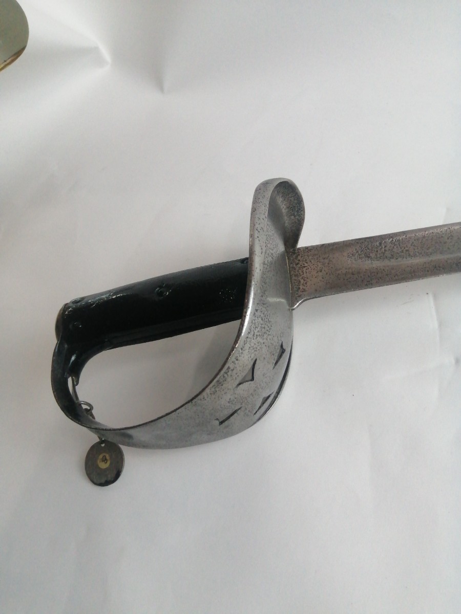 Discover our collection of 1885 Cavalry Troopers swords, featuring a Brunswick star on the hilt for authenticity. Act now to own this piece of history!