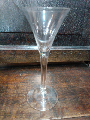 18th C Toasting Glass With Large Air Tear In Stem