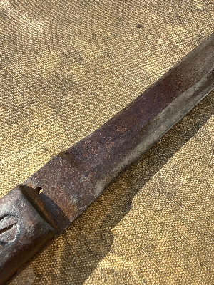 An interesting Ross rifle bayonet converted to knife.