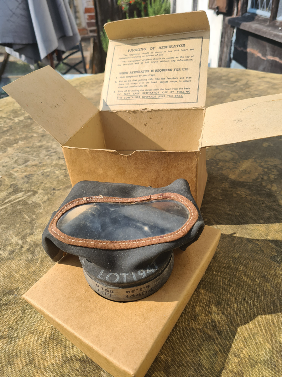 Discover our collection of vintage civilian boxed gas masks from 1939, all in flawless condition. Shop now and add a touch of history to your collection.