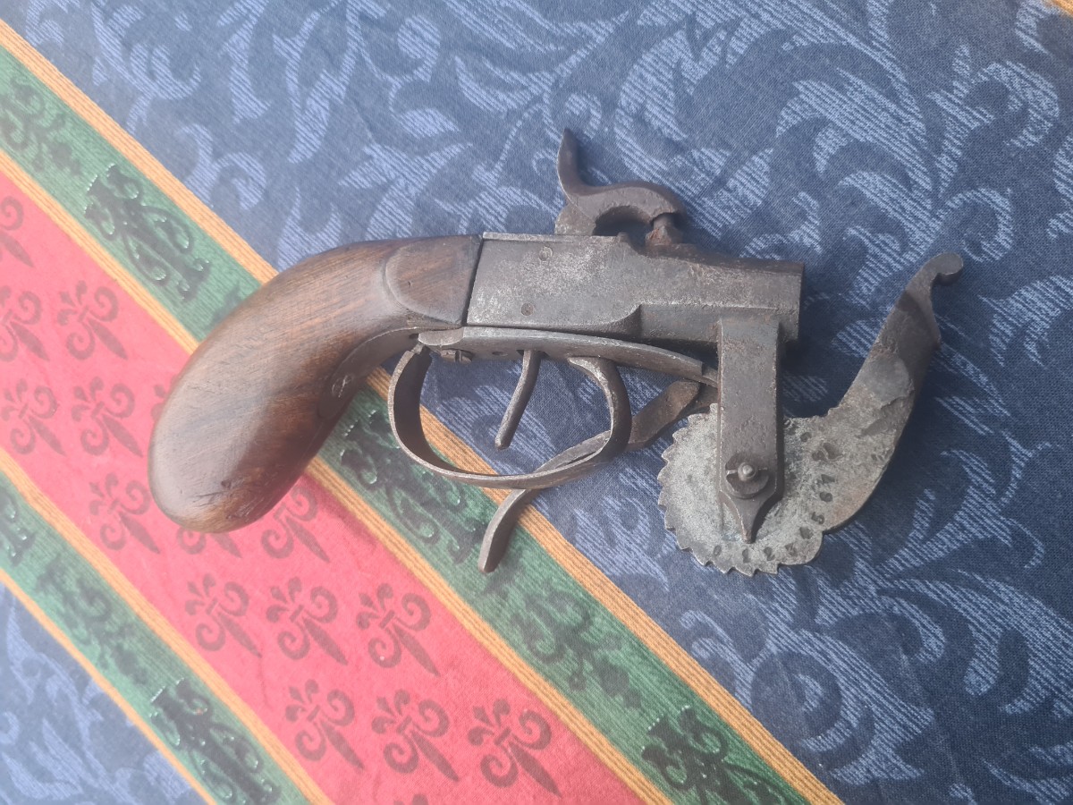 Explore our collection of rare mid-19th-century percussion powder testers. Grab yours with no visible maker's name and dive into history. Hurry, they're selling fast!