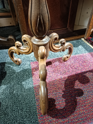 Discover our authentic 19th-century rosewood stand, perfect as a unique wine table. With a height of 63cm, it adds vintage charm. Shop now!