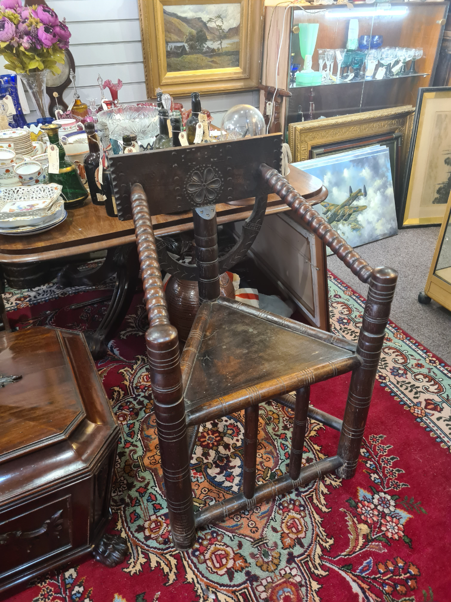 Discover our selection of intricately crafted 19th century turners chairs. Perfect for adding a touch of historical elegance to your home. Shop now!
