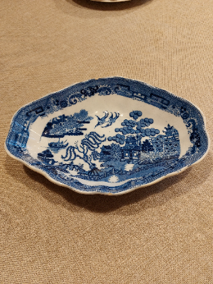 Early Pearlware Blue And White Willow Pattern Dessert Dish