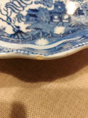 Early Pearlware Blue And White Willow Pattern Dessert Dish