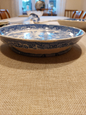 Blue And White Willow Pattern Cake Or Cheese Stand