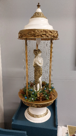 Goddess Oil Rain Lamp