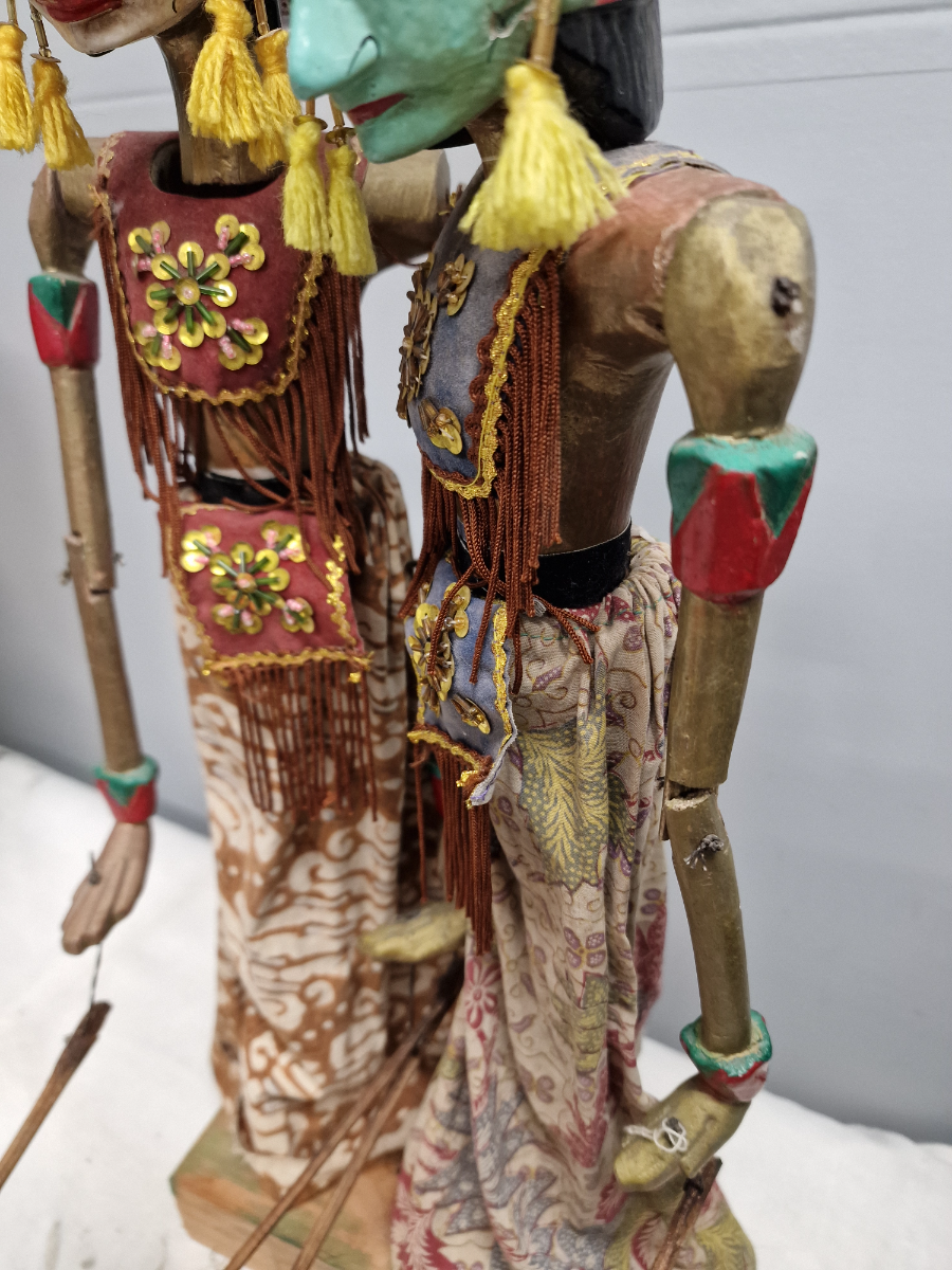 A Pair Of Vintage Indonesian Wayang Kulit Shadow Rod Puppets