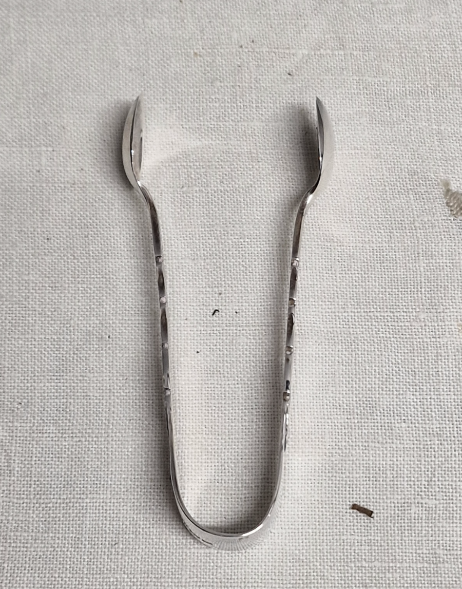 Robert Pringle Silver Hallmarked Boxed Sugar Spoons And Sugar Nips