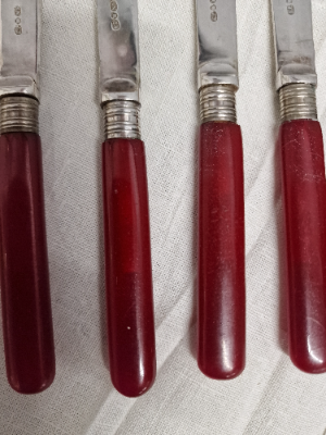 Set Of 6 Vintage Cutlery Butter Knives Red Handles