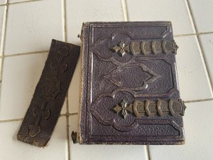 Abraham Lincoln's English Side Of The Families Album