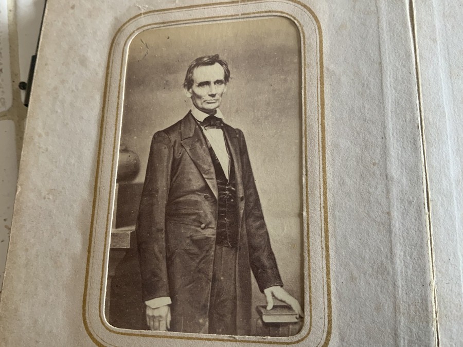 Abraham Lincoln's English Side Of The Families Album