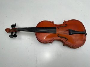 Violin 1/8th Childs Russian