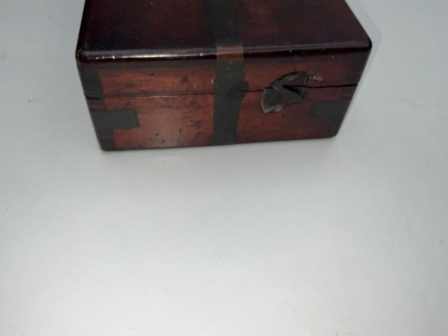 Guns Mahogany Brass Bound Fitted Case