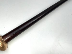 Gold grip very solid, sticks made of quality hardwood look to be rosewood circa 1900’s, blades high tensioned and in good condition has 3 edges and long fuller, diameter of the grips 5 cm walking stick length being 87 cm diameter of stick from handle 24 mm tapering down to ferrule 12 mm, from steel tip to top of handle being 80 cm, offering free delivery uk reference kt5 tel: we accept online payments for all our items listed: bank transfer cash on collection personal cheques or if wishing over the phone using your debit or credit cards, also doing layby payments plan, or email giving your address details & contact number and we shall send you your items invoice to make