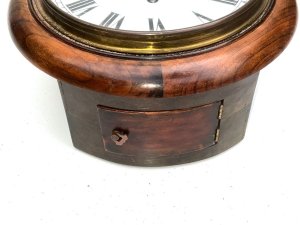 Superb small wall clock, english 8 day movement overall diameter of 29 cm height being 14 cm clocks in excellent working order condition is good nice clean dial comes with the key and pendulum,