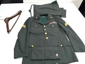 Airborne Uniform With Cap