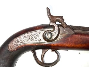 Circa 1850 condition very good action working as it should length 22 cm height 12 cm depth 5 cm bore 10 cm,
