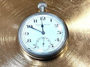 Good working order, military stamped, glass chipped see pictures dial needs a wipe, supplied during the great war and second world war, rear case cover showing tools marks otherwise all good,