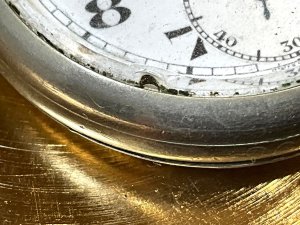 Good working order, military stamped, glass chipped see pictures dial needs a wipe, supplied during the great war and second world war, rear case cover showing tools marks otherwise all good,