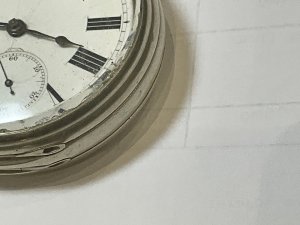 American movement in good working order cases condition good too, dial has odd blemishes but still looks good recent clean and overhaul diameter of the watch is 5.5 cm height 2 cm,