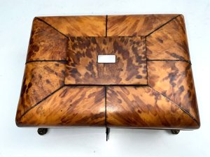 This exceptional sewing box circa 1800's with original liners and accessories, has four brass feet that are also original. The key sadly doesn't work the lock but looks nice, the boxes length is 25 cm depth of 19cm height to include feet 12 cm, offering free uk delivery reference dbss tel: we accept online payments for all our items listed: bank transfer cash on collection personal cheques or if wishing over the phone using your debit or credit cards, also doing lay by payments plan, or email giving your address details & contact number and we shall send you your items invoice to make