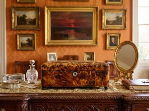 Georgian large box, overall conditions very good, superbly fitted out, this is a very superior made box large in size length being 31 cm depth of 20 cm height being 12 cm, at moment no key for lock, i will try to locate a suitable one,